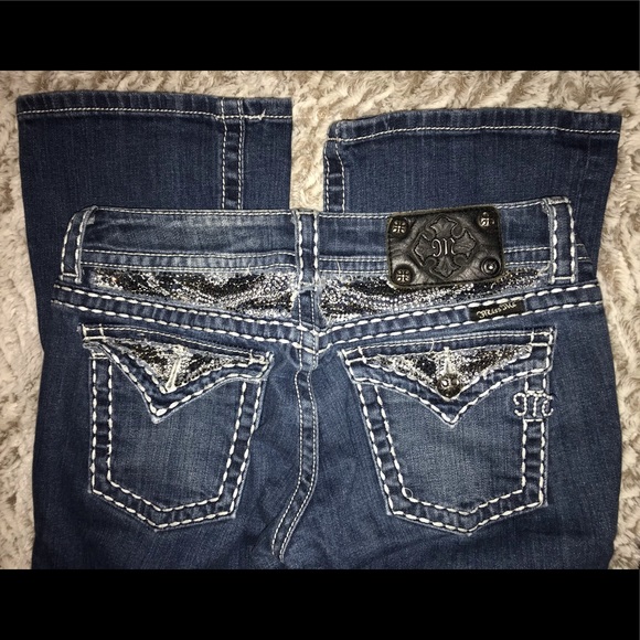Miss Me Denim - Miss me jeans. Bootcut. Medium wash. Size 28